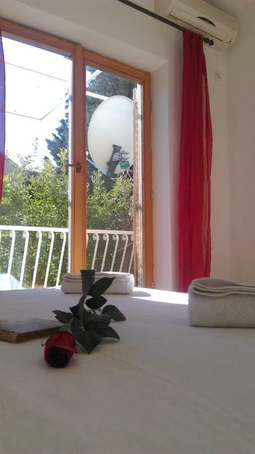 בול Apartman Restovic מראה חיצוני תמונה