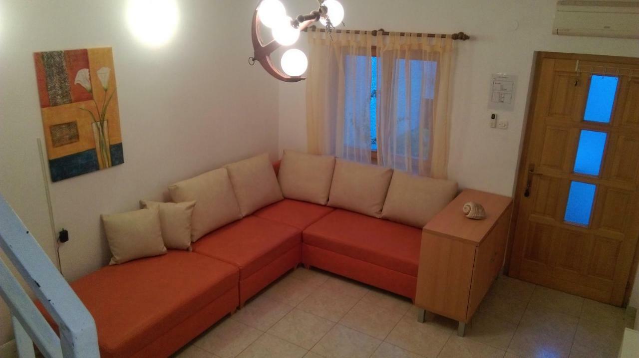 בול Apartman Restovic מראה חיצוני תמונה