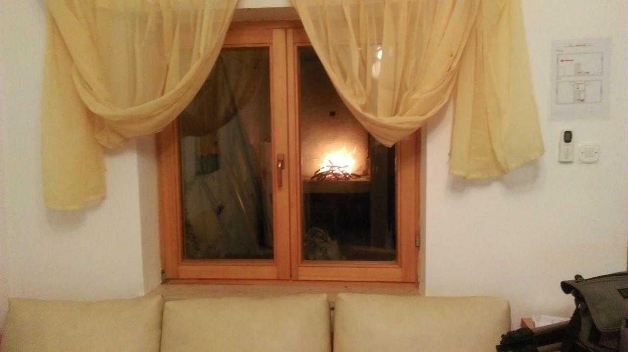 בול Apartman Restovic מראה חיצוני תמונה