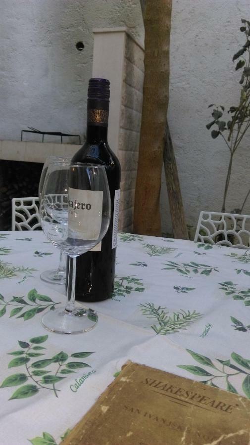 בול Apartman Restovic מראה חיצוני תמונה