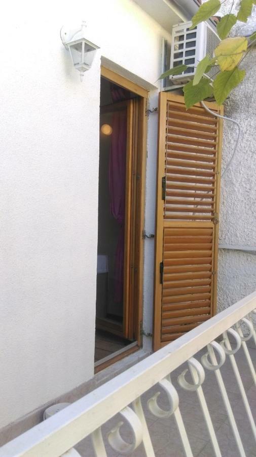 בול Apartman Restovic מראה חיצוני תמונה